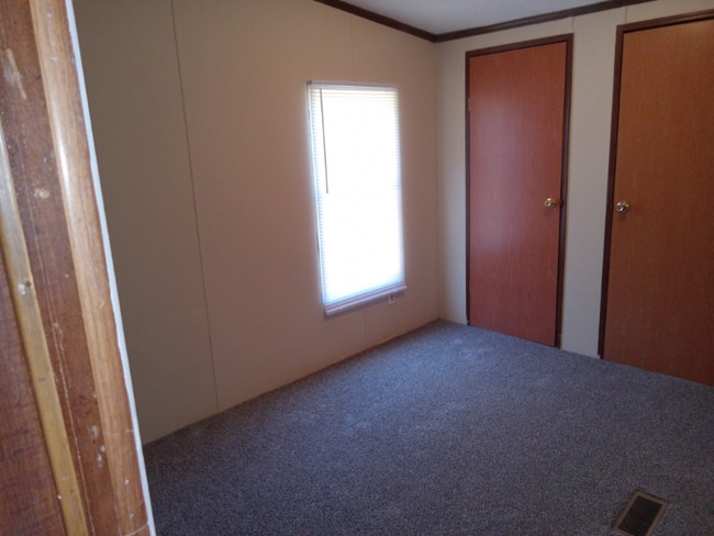Building Photo - 53 Windsong Ln