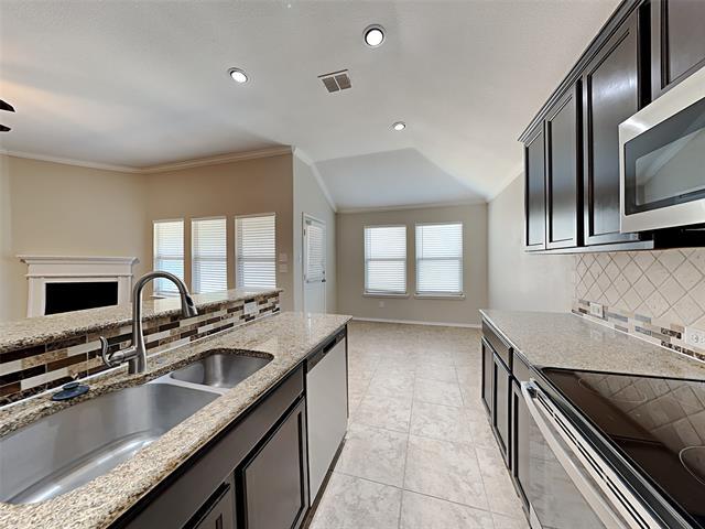 Building Photo - 1201 Evers Dr