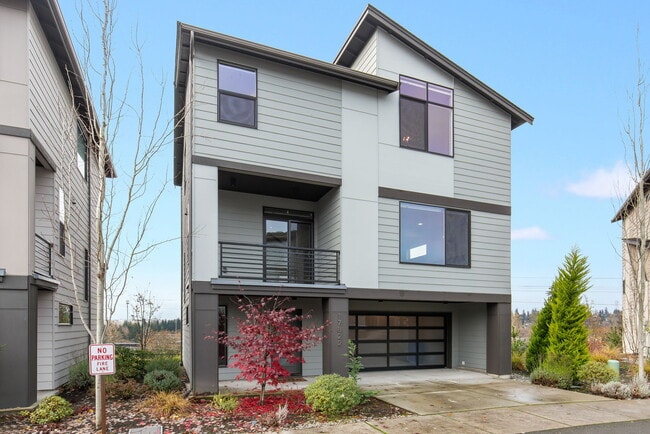 Building Photo - 17822 19th Ave W