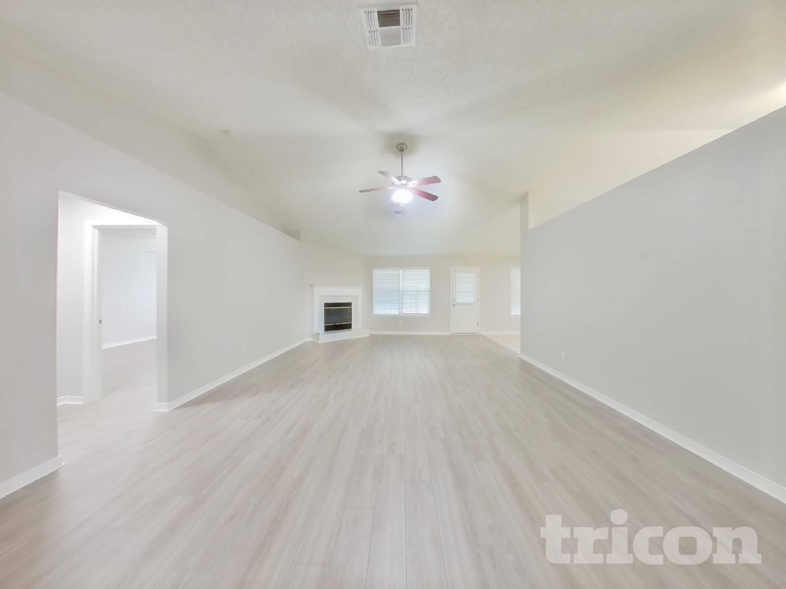 Building Photo - 1267 Summit Oaks Dr E