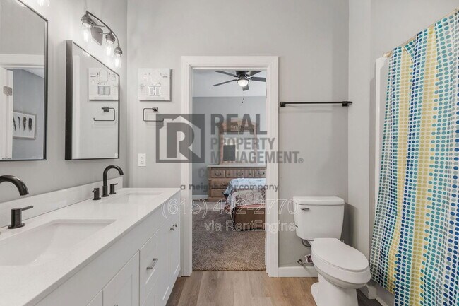 Building Photo - 286 Emily Ln