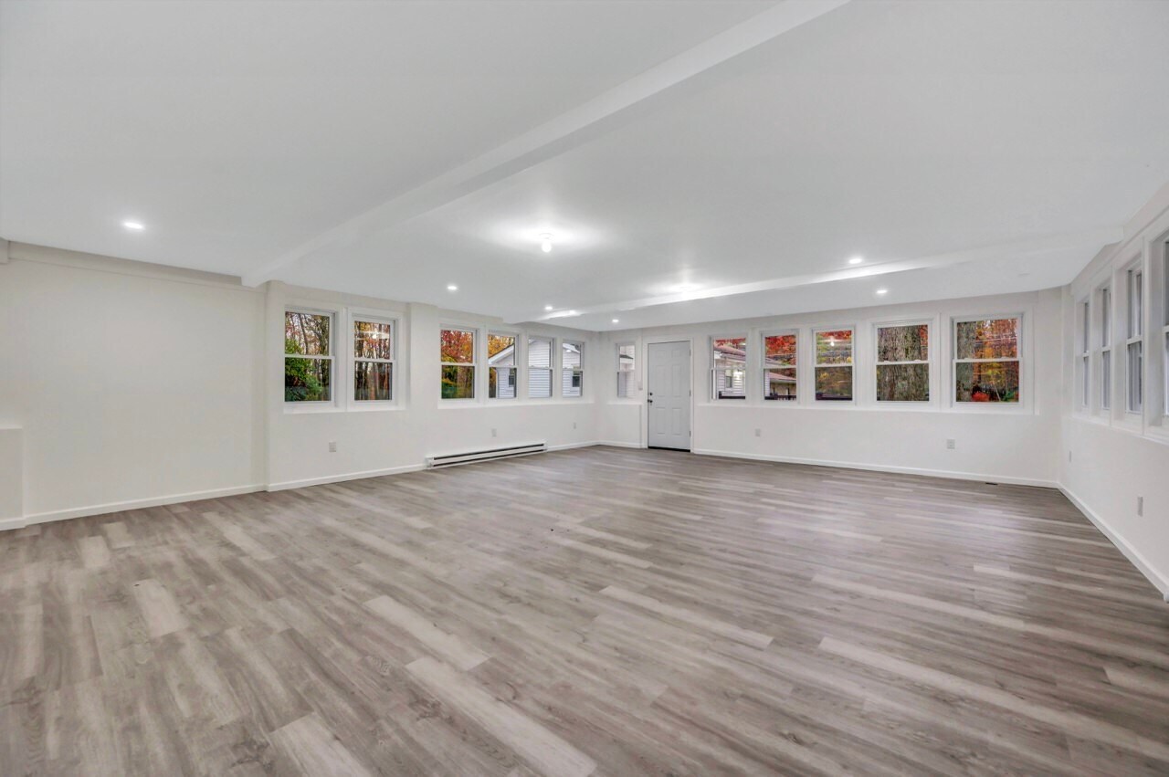 Building Photo - 752 Toll Rd