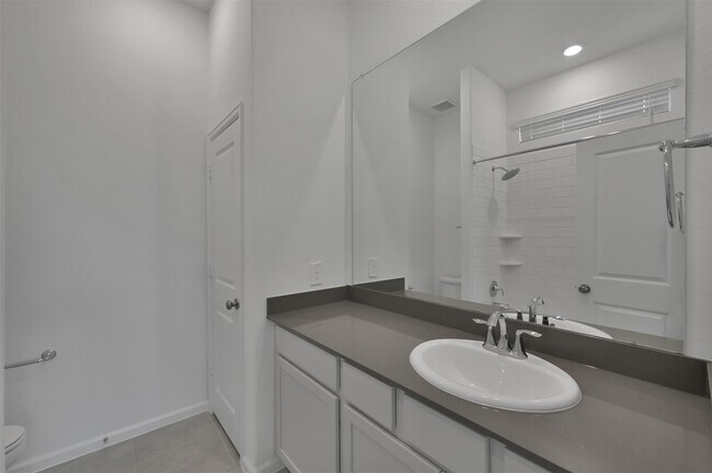 Building Photo - 17841 McClary Cardinal Dr