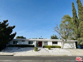 Building Photo - 24125 Bessemer St