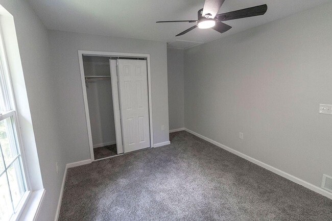 Building Photo - 5316 Godas Cir