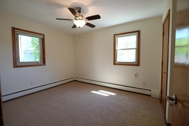 Building Photo - Bryant Ave Apartments | 3013