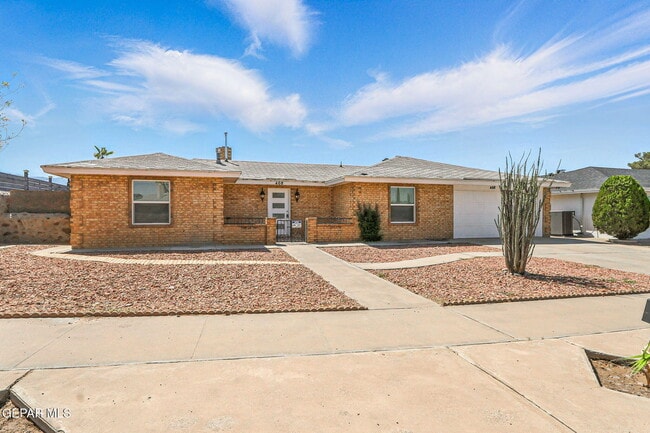 Building Photo - 408 San Blas Dr