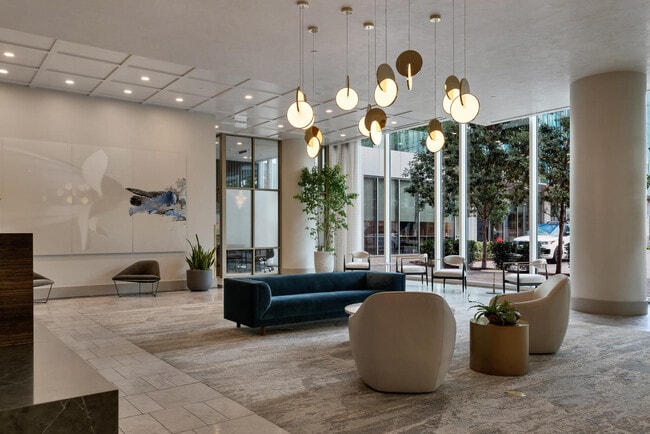 Building Photo - 1616 West End Ave