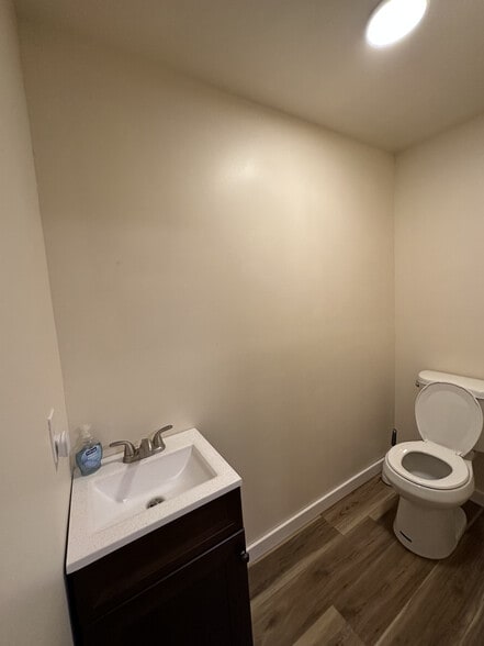 Building Photo - 49 13th St