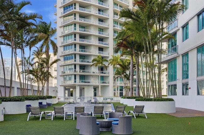 Building Photo - 92 SW 3rd St