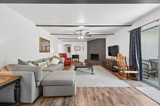 Building Photo - 5752 S 80th E Ave