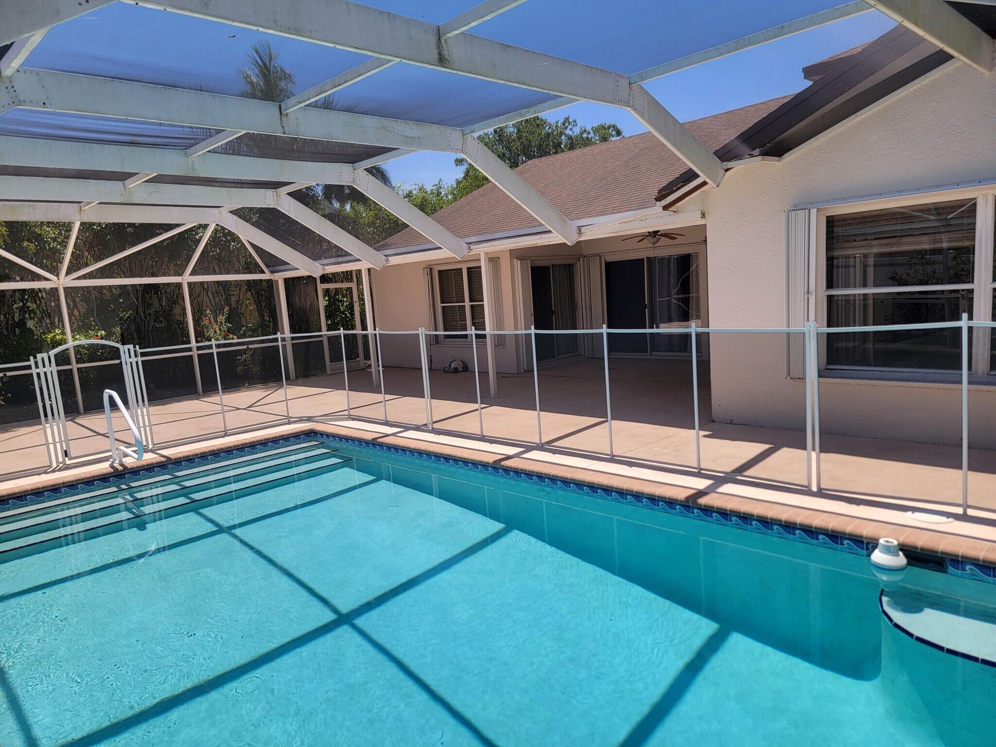 Building Photo - 9082 Cavatina Pl