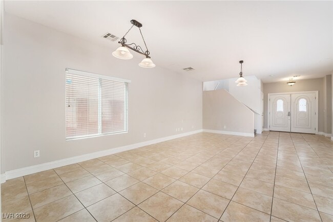 Building Photo - 9372 Glendora Valley St