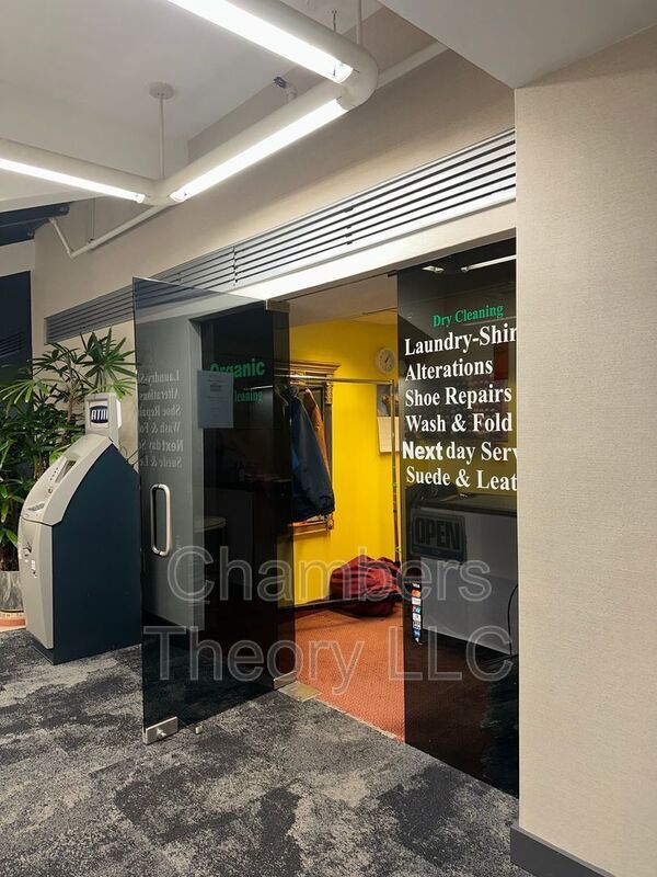 Building Photo - 1530 Key Blvd