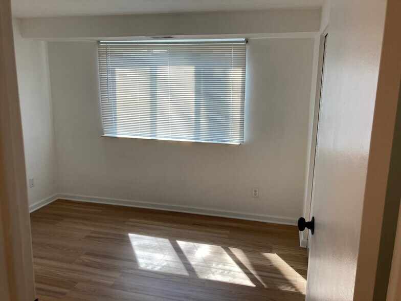 Building Photo - 2469 Brook Ledge Rd