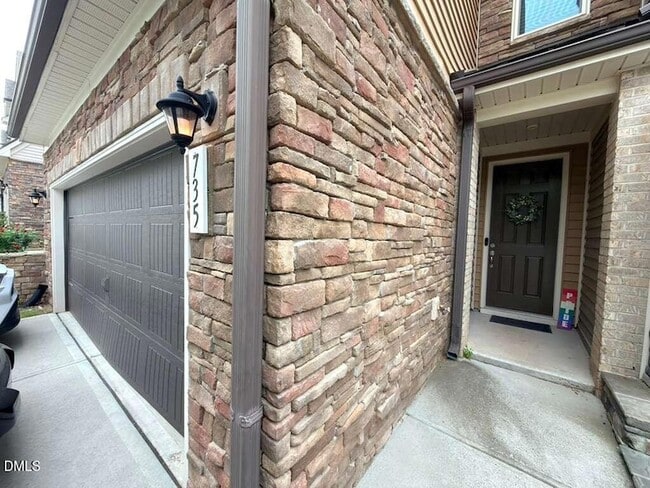 Building Photo - 735 Lampwick Ln