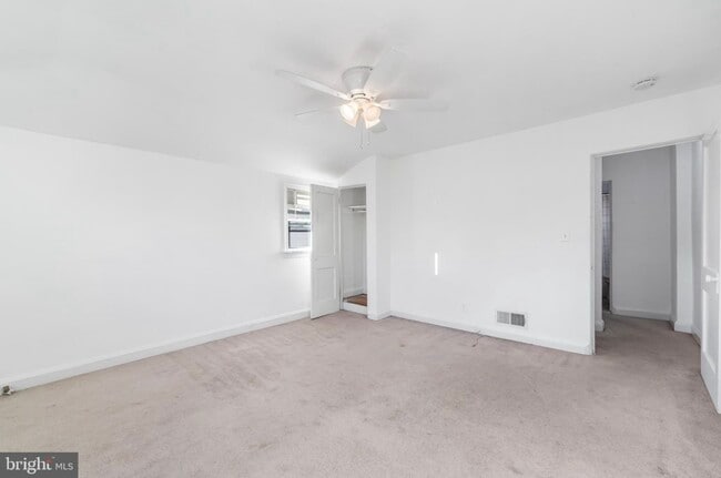 Building Photo - 1656 Yakona Rd