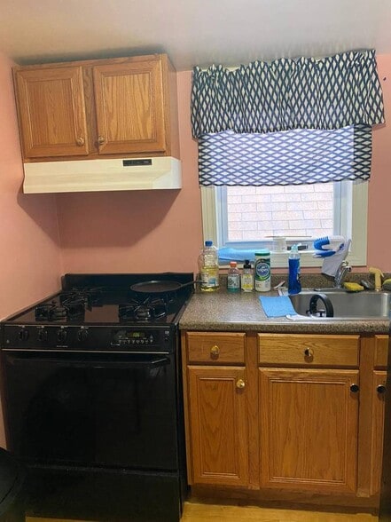 Kitchen - 2843 S Kildare Ave