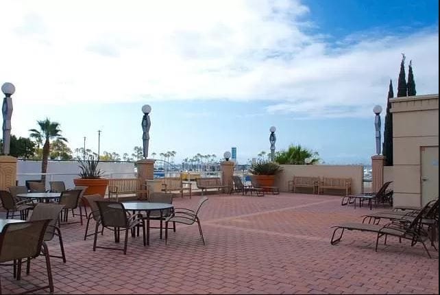 Building Photo - 488 E Ocean Blvd