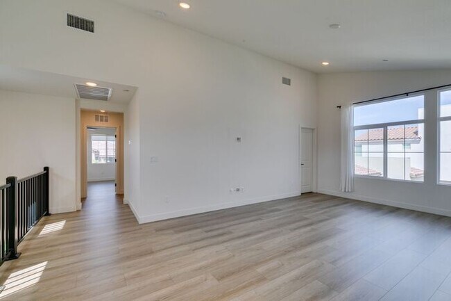 Building Photo - COMING SOON - Ready End of June