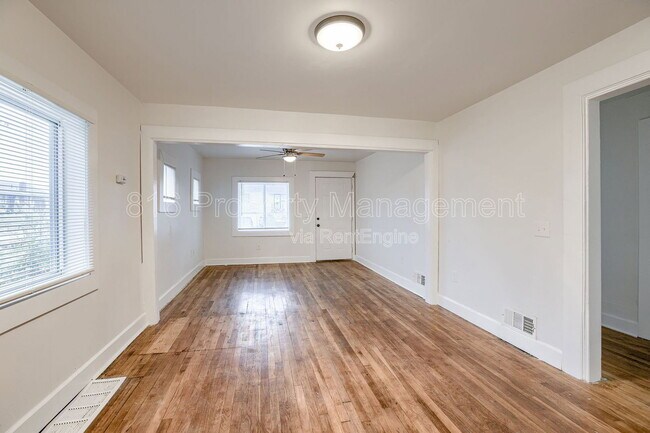 Building Photo - 4109 Monroe Ave