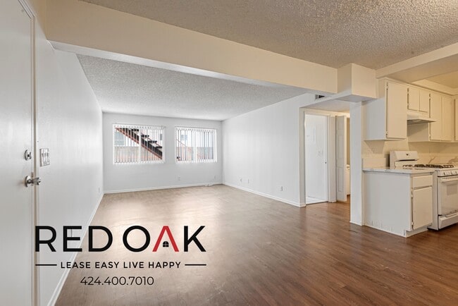 Building Photo - 949 White Knoll Dr