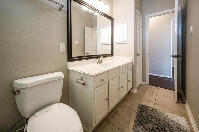 Building Photo - 25227 Hawthorne Blossom Dr