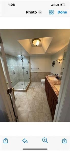 Building Photo - 13851 Oneida Dr