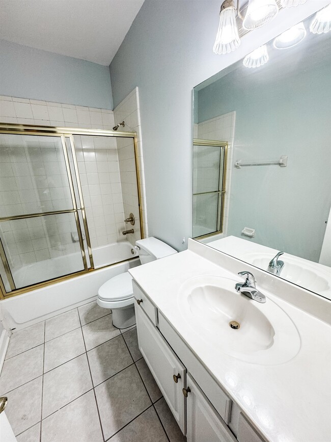 Building Photo - 472 Hunters Mill Cove