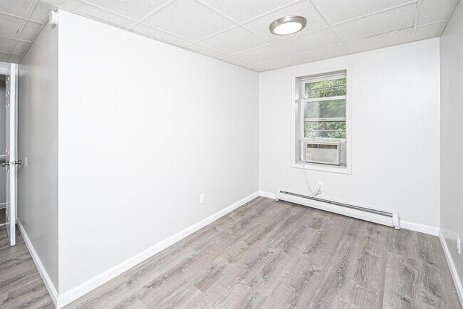 Building Photo - 25 Harrison Ave