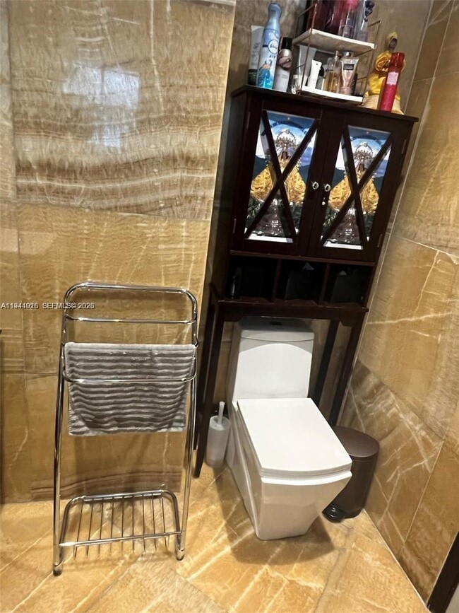 Building Photo - 4872 SW 140th Ave