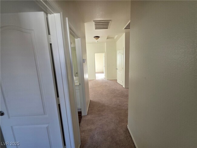 Building Photo - 3711 Lodina Ct