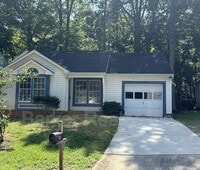 Building Photo - 2925 Golden Oak Ct