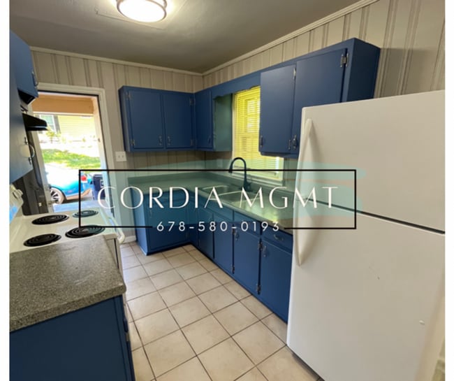 Building Photo - Beautiful Brick Home with Space! - Mableton is Ready