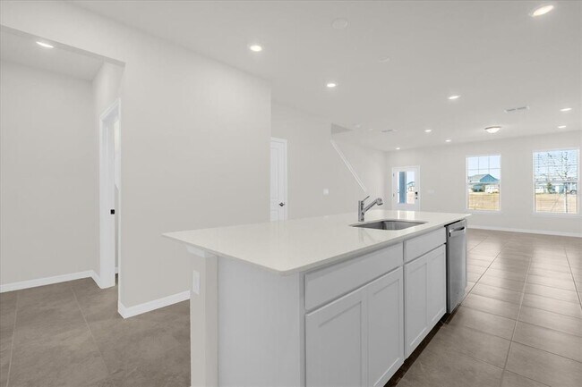 Building Photo - 16246 Merry Aly