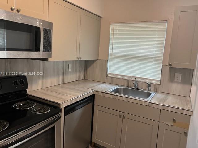 Building Photo - 1345 NW 8th Ave