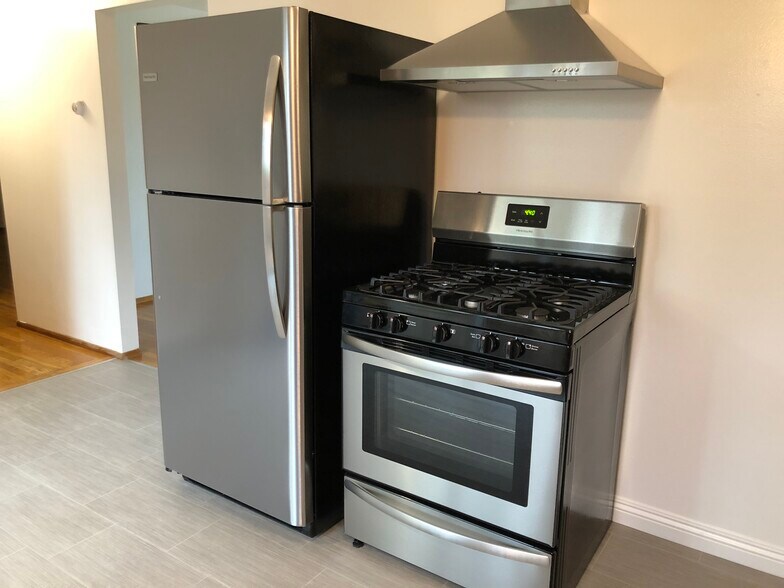 Building Photo - 4101 Newell Street