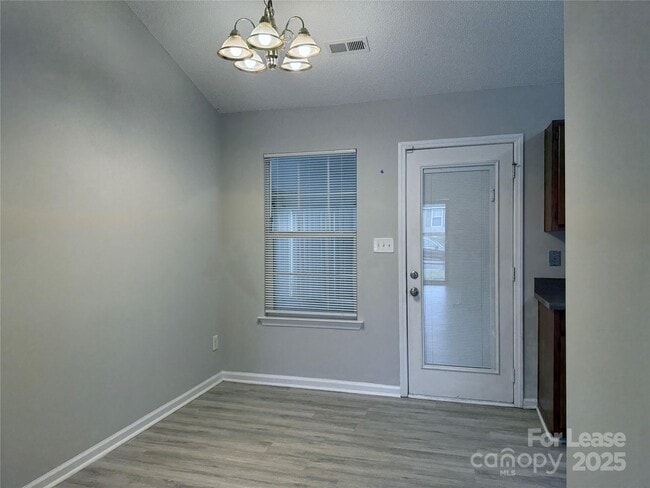 Building Photo - 4140 Rosy Mound Ln