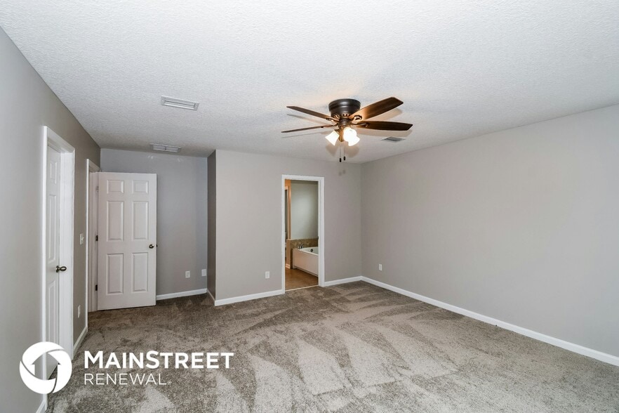 Building Photo - 328 Vineyard Ln