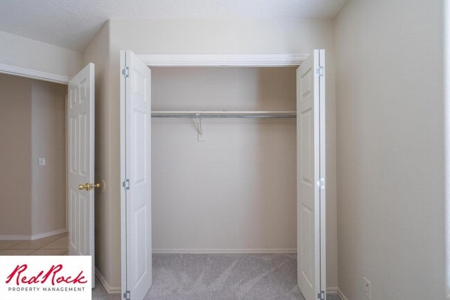 Building Photo - Charming 3 Bed, 2 Bath Home in the Heart of St. George!