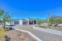 Building Photo - 5861 E Cloud Rd