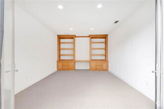 Building Photo - 12215 Delante Ct