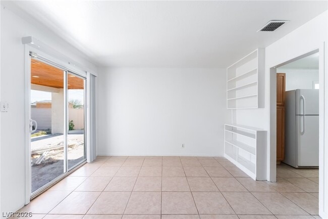 Building Photo - 1108 Tumbleweed Ave