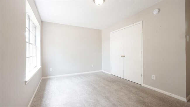 Building Photo - 2603 Desert Sage Dr