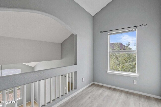 Building Photo - 653 Pete Payan Dr