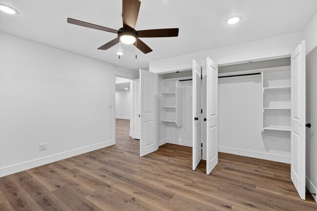 Building Photo - JR119L