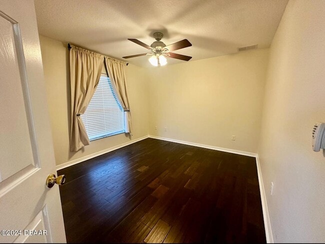 Building Photo - 1755 Creekwater Blvd
