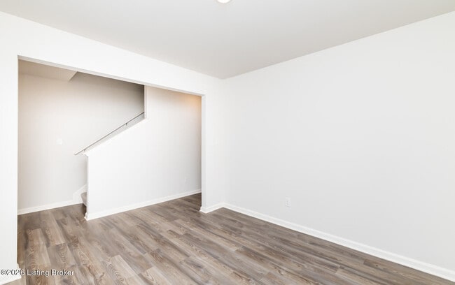 Building Photo - 104 Cool Crk Ct