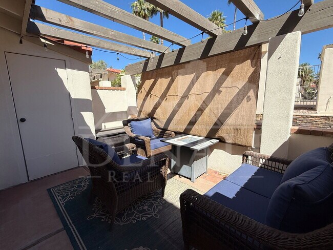 Building Photo - 7920 E Arlington Rd