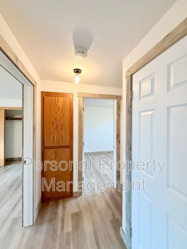 Building Photo - 3206 X St